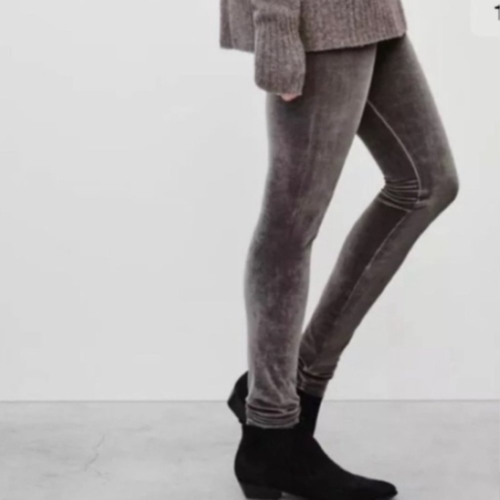 Aritzia Wilfred Daria Velvet Leggings Size Small